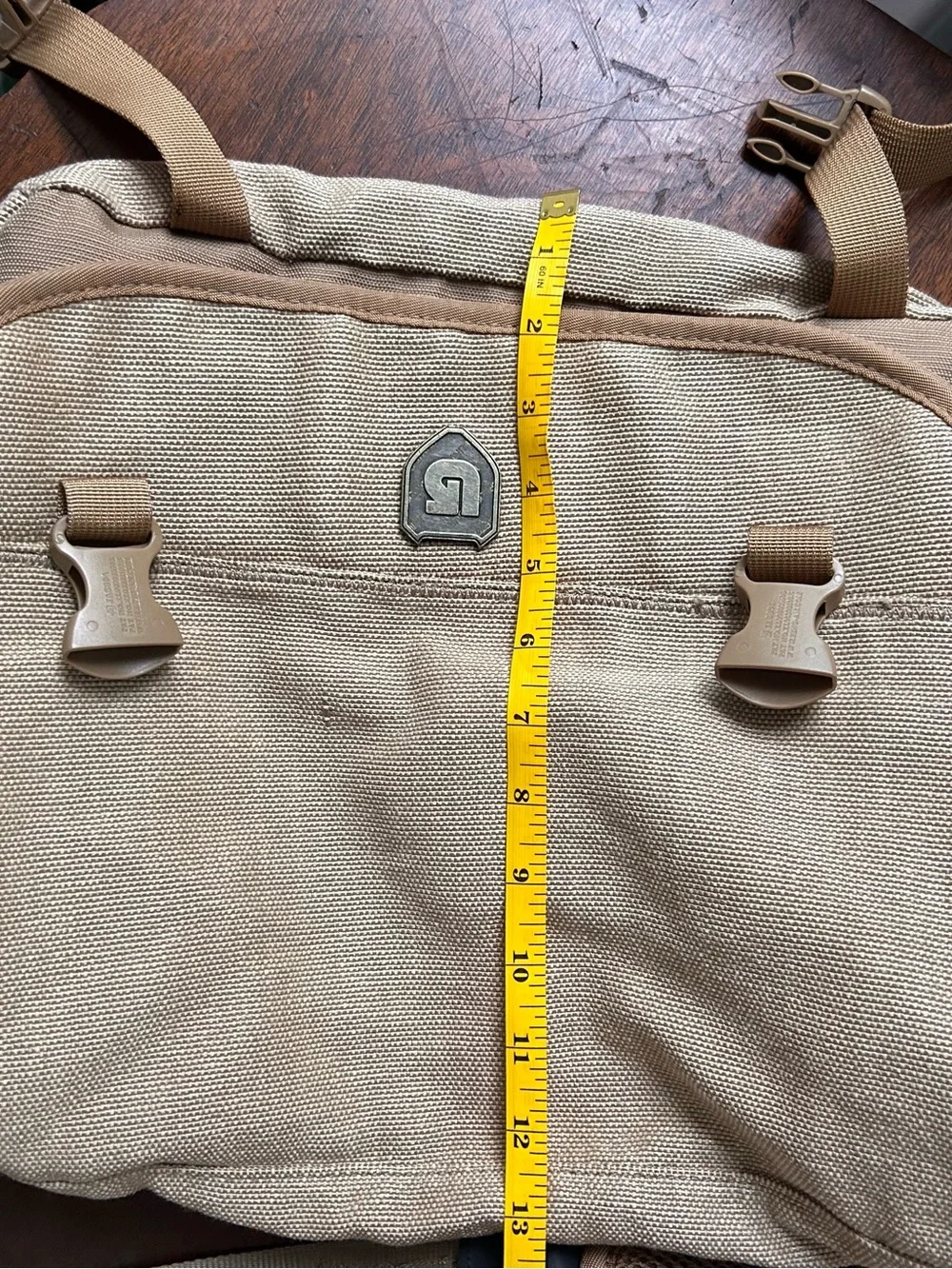Burton Tan Canvas Messenger Bag Laptop Shoulder Strap Khaki Beige Y2K Buckle
